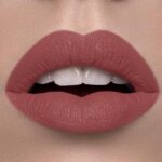 ⁦GOLDEN ROSE- 17 PINK RED 4.2g أحمر شفاه ساتان بلون الورد الذهبي⁩ - الصورة ⁦2⁩