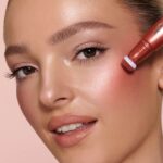 ⁦CHARLOTTE TILBURY- أحمر الخدود بيوتي لايت من شارلوت تيلبوري (بينكجازم)⁩ - الصورة ⁦3⁩