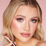 ⁦CHARLOTTE TILBURY- شارلوت تيلبوري - أسرار الشفاه والخدود الأيقونية - حديث الوسادة⁩ - الصورة ⁦2⁩