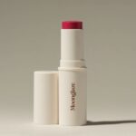 MOONGLAZE- MARCH 7g أحمر خدود مون جليز ستيك، درجة اللون مارس