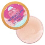 ⁦TREE HUT- تري هات مقشر الشيا والسكر ، الورد المغربي ، 18 أونصة (510⁩ - الصورة ⁦3⁩