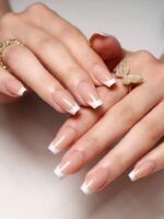 NAILS- 24PCS أظافر صناعية
