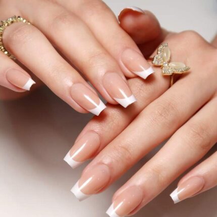 NAILS- 24PCS أظافر صناعية