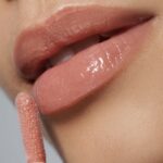 ⁦LAVERNE- 4.2mL SAUDI LADY 07 ملمع شفاه لافيرن⁩ - الصورة ⁦2⁩