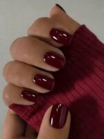 NAILS- 24PCS أظافر صناعية